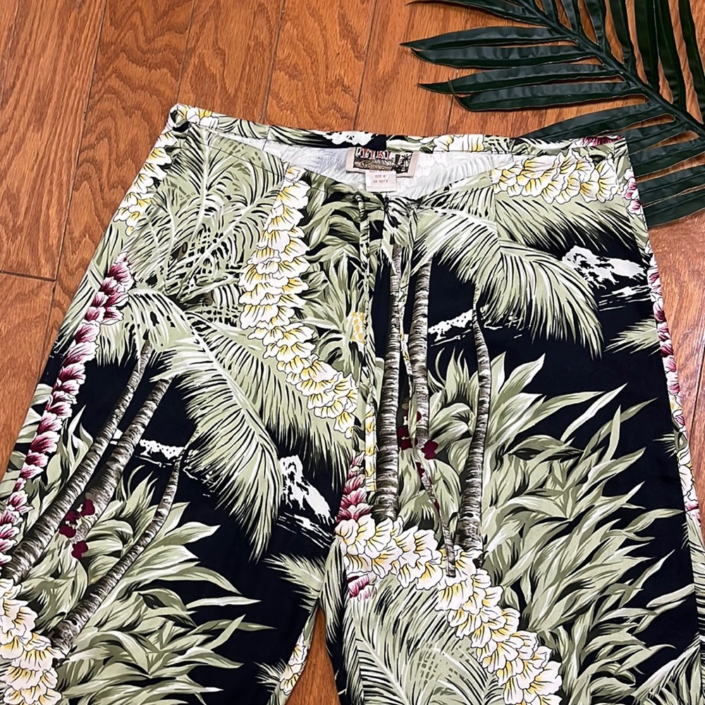 Hawaiian Print Silk Trousers / Zipper and Tie Front Closure/ Size Medium